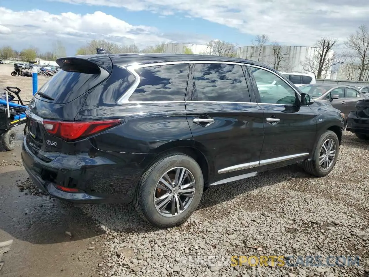 3 Photograph of a damaged car 5N1DL0MM3KC567452 INFINITI QX60 2019