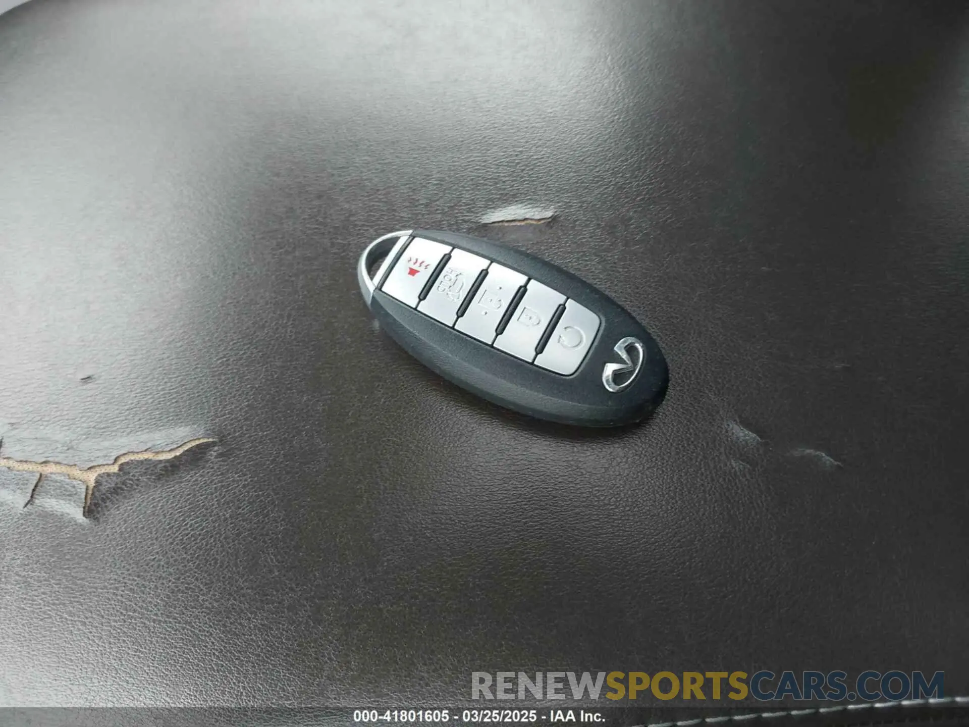 11 Photograph of a damaged car 5N1DL0MM4KC503100 INFINITI QX60 2019