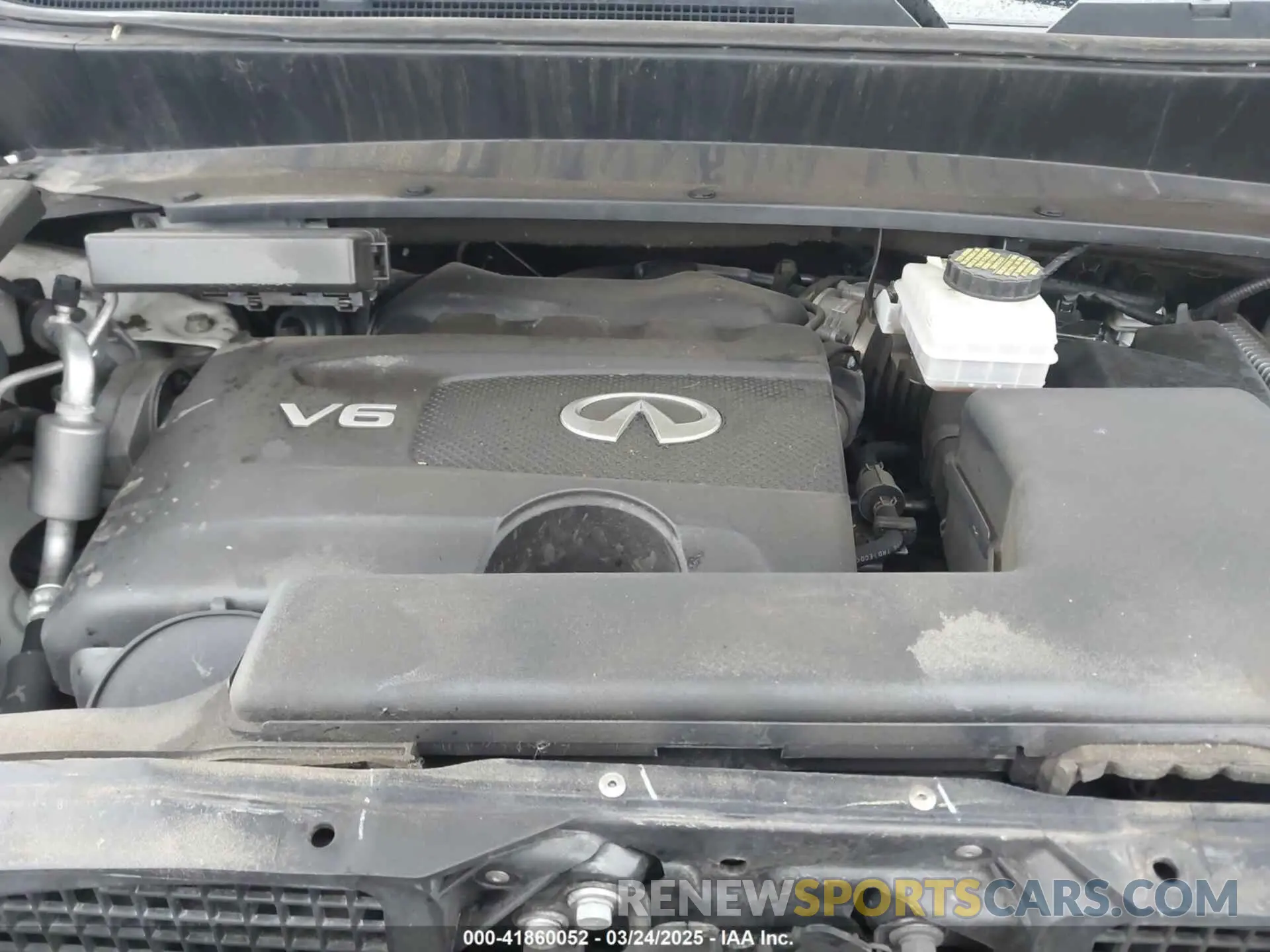 10 Photograph of a damaged car 5N1DL0MM4KC526893 INFINITI QX60 2019