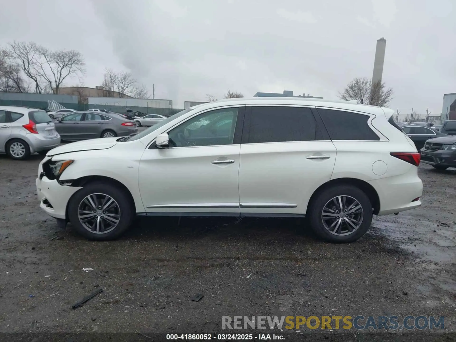 13 Photograph of a damaged car 5N1DL0MM4KC526893 INFINITI QX60 2019