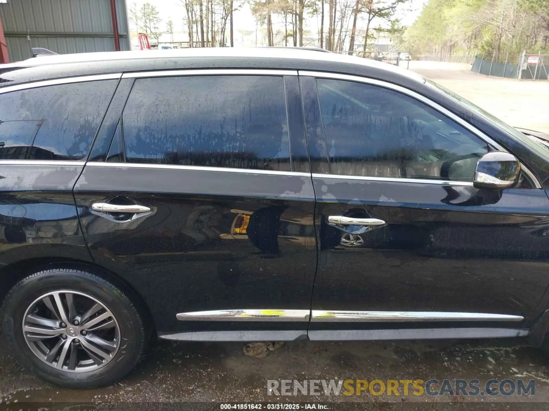 13 Photograph of a damaged car 5N1DL0MM4KC554662 INFINITI QX60 2019