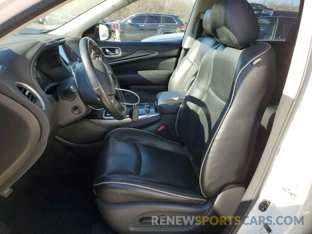 7 Photograph of a damaged car 5N1DL0MM4KC561837 INFINITI QX60 2019