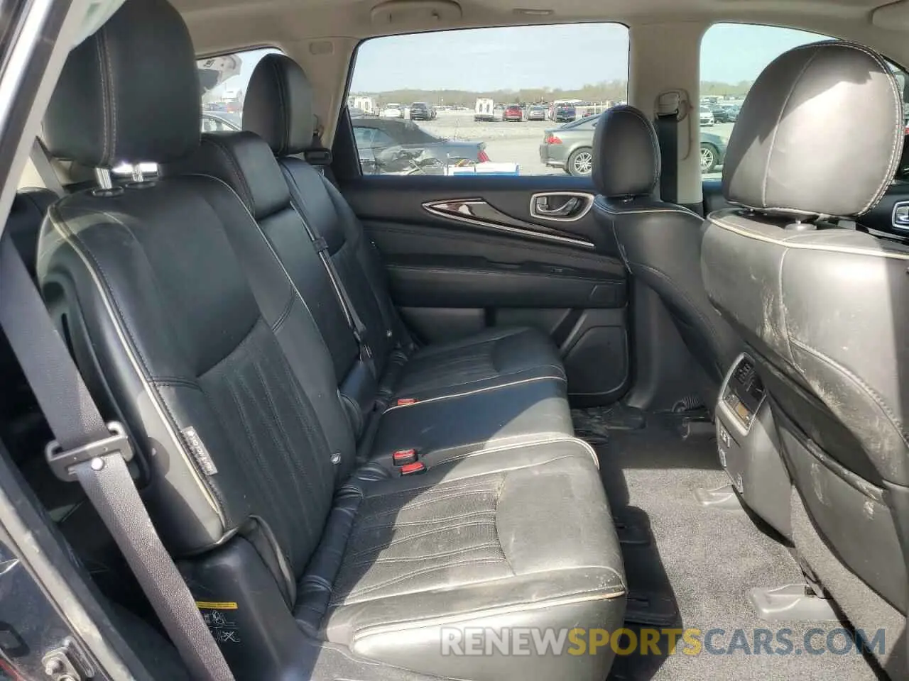 12 Photograph of a damaged car 5N1DL0MM4KC568531 INFINITI QX60 2019