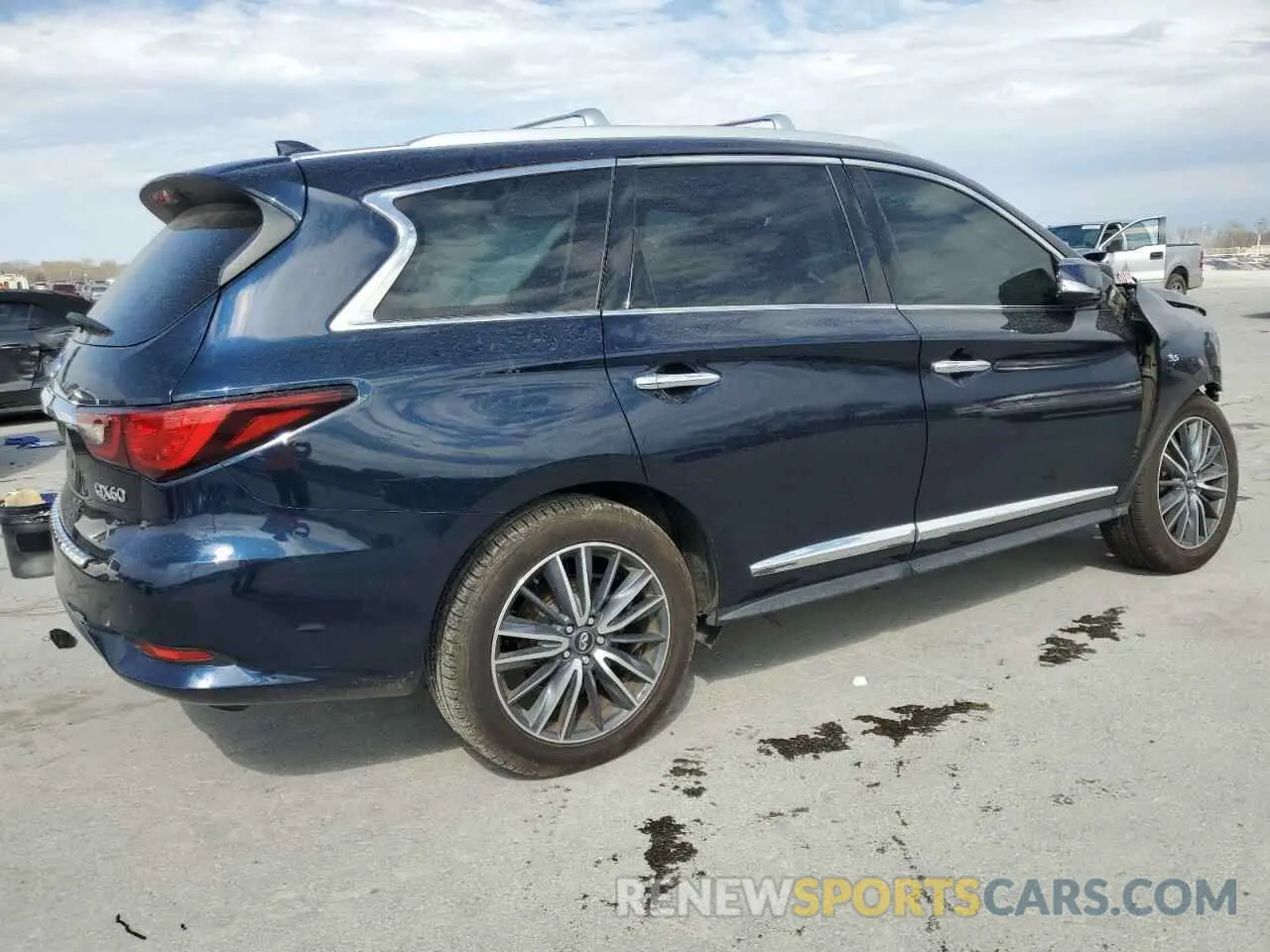 3 Photograph of a damaged car 5N1DL0MM4KC568531 INFINITI QX60 2019