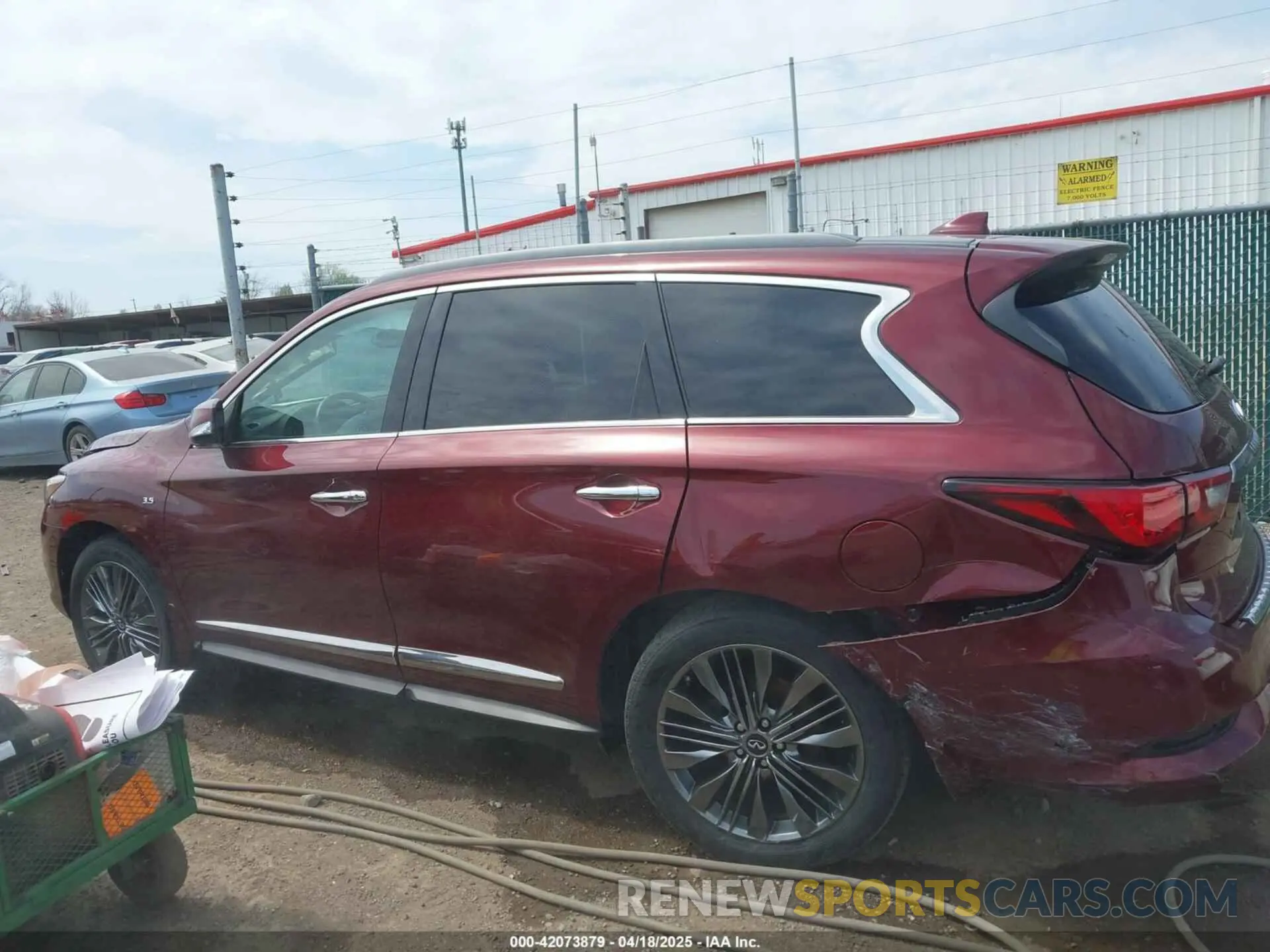 14 Photograph of a damaged car 5N1DL0MM5KC515014 INFINITI QX60 2019