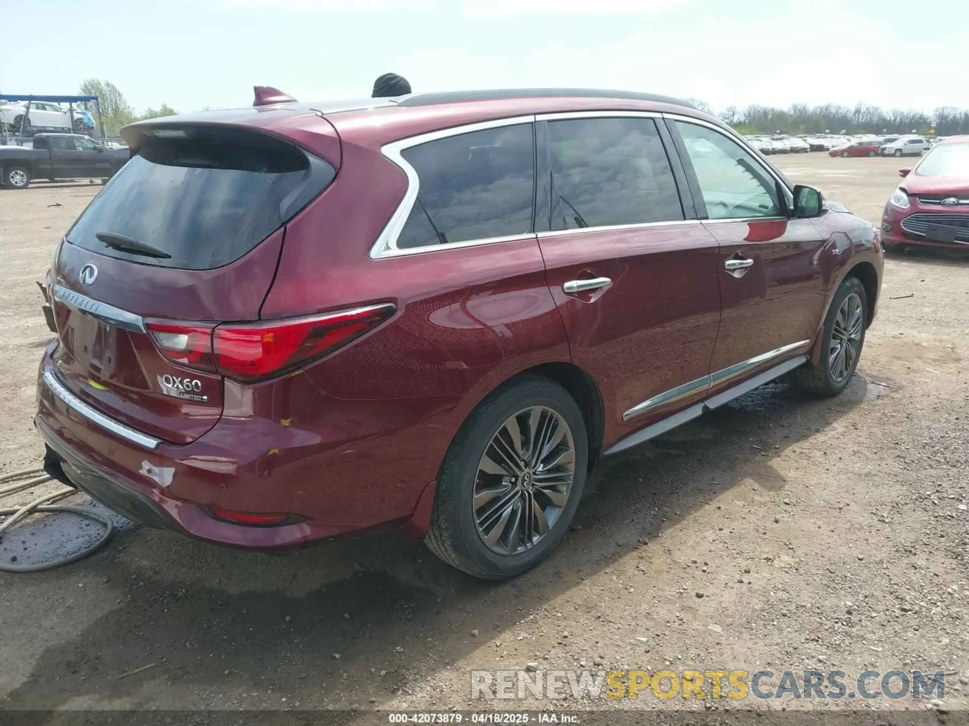 4 Photograph of a damaged car 5N1DL0MM5KC515014 INFINITI QX60 2019