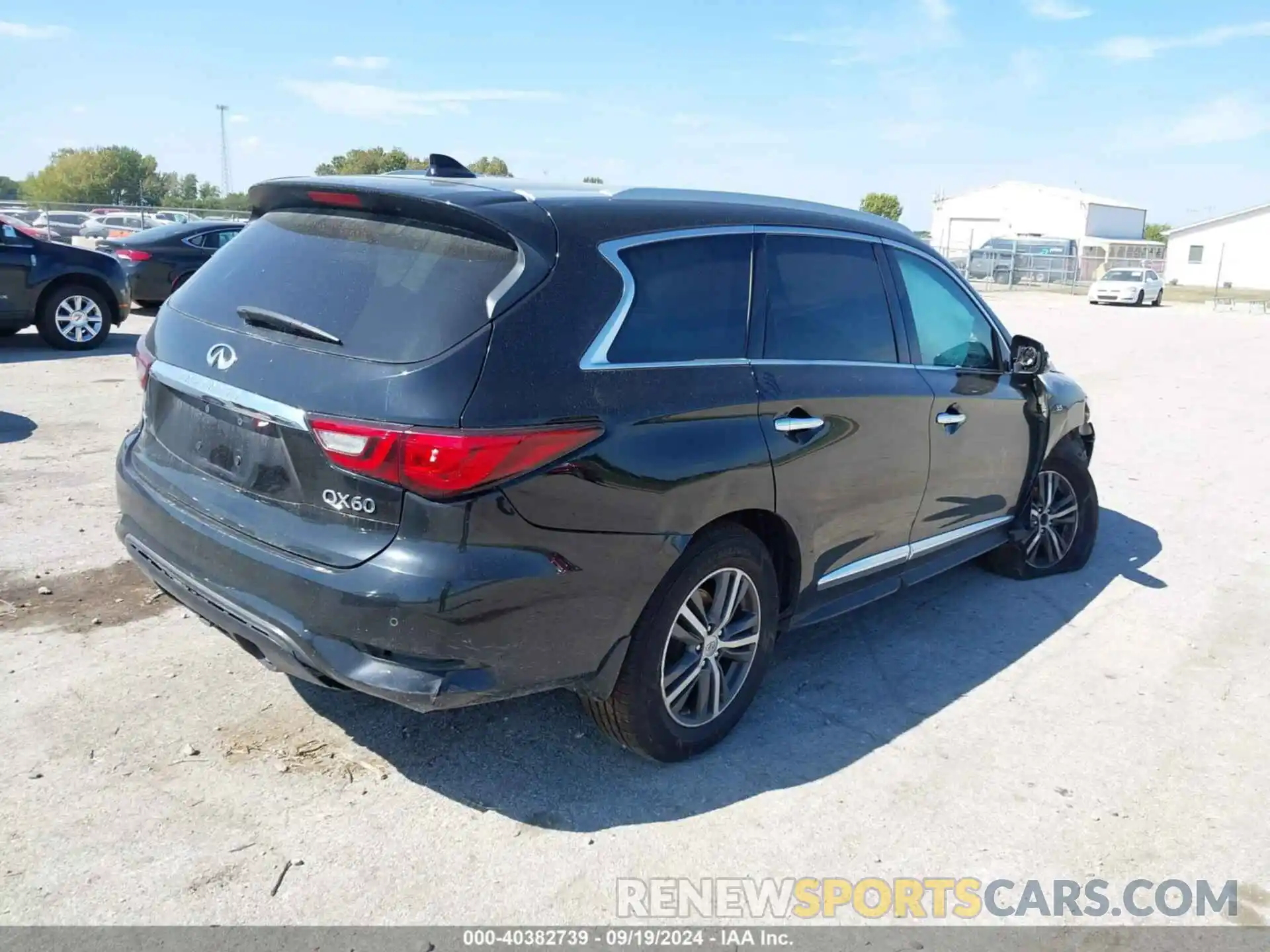 4 Photograph of a damaged car 5N1DL0MM6KC523235 INFINITI QX60 2019