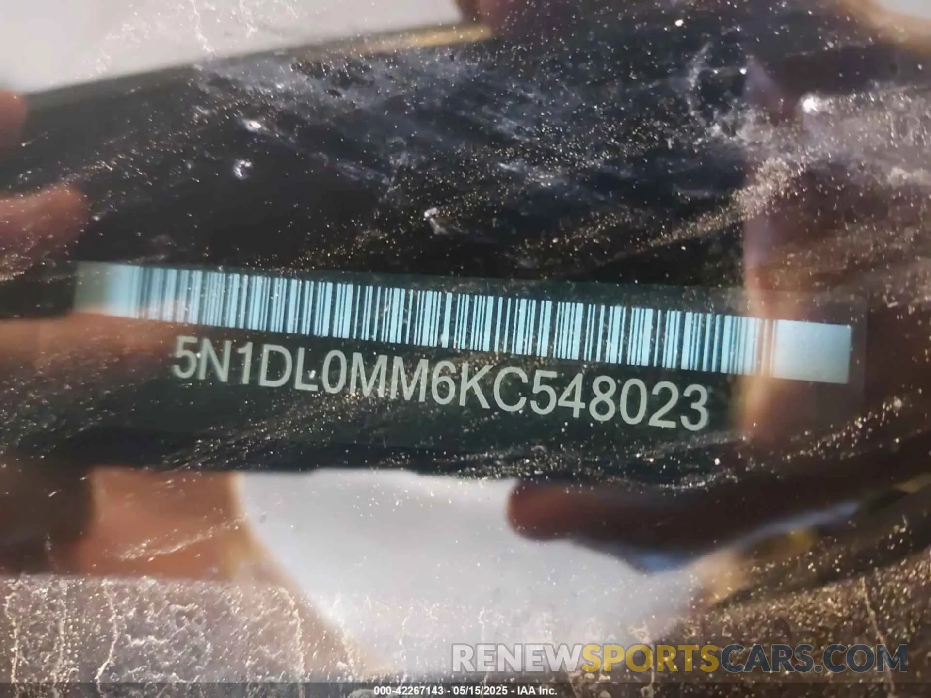 9 Photograph of a damaged car 5N1DL0MM6KC548023 INFINITI QX60 2019