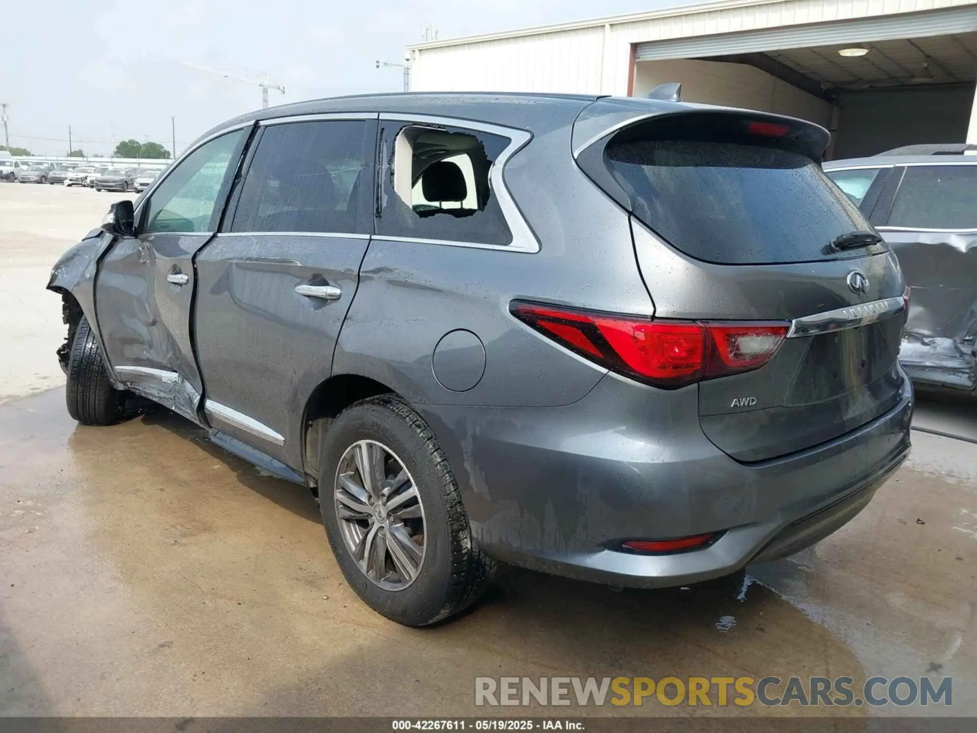 3 Photograph of a damaged car 5N1DL0MM6KC567199 INFINITI QX60 2019
