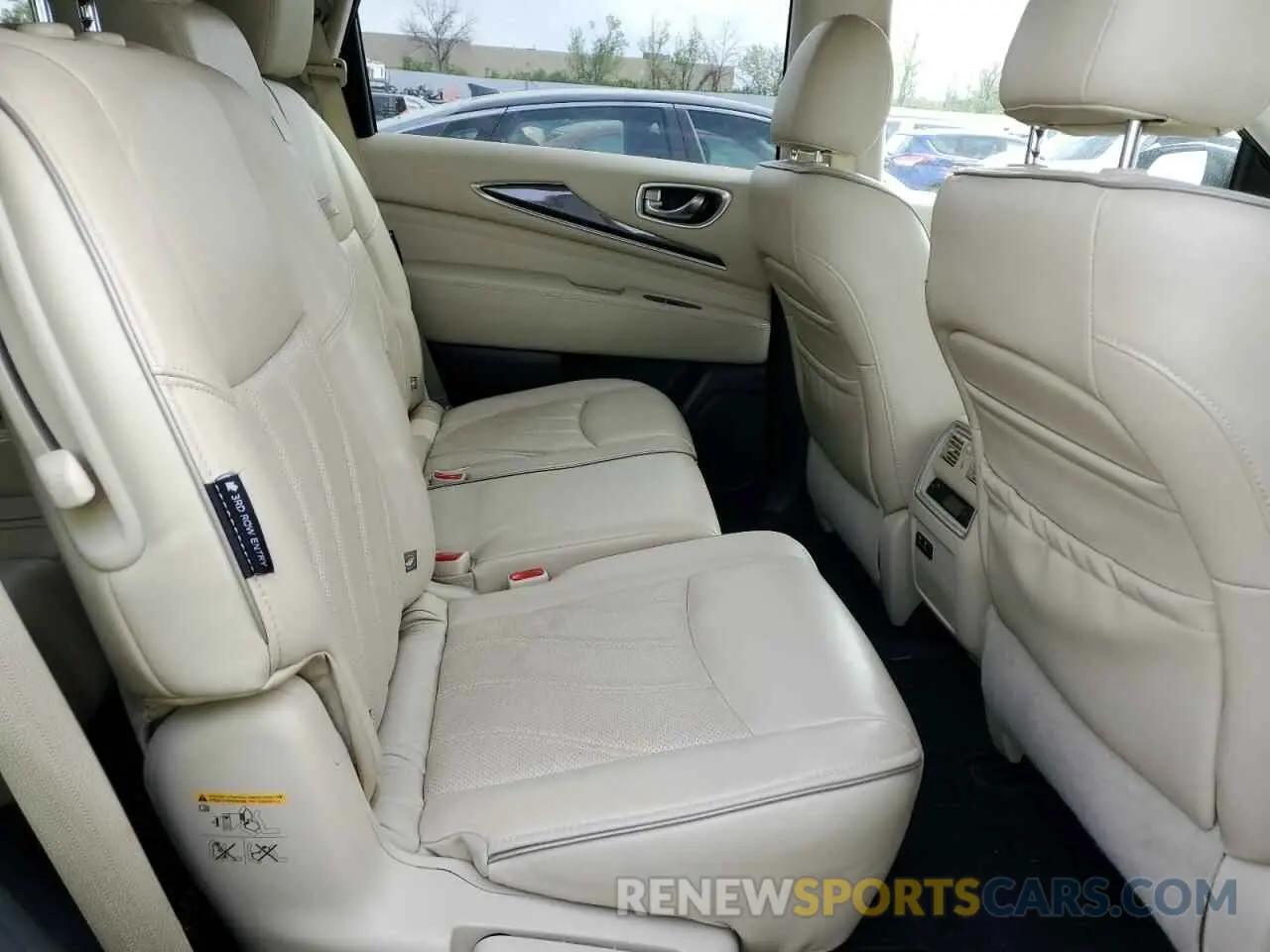11 Photograph of a damaged car 5N1DL0MM7KC548550 INFINITI QX60 2019