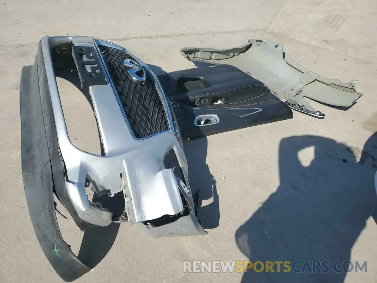 13 Photograph of a damaged car 5N1DL0MM7KC553229 INFINITI QX60 2019