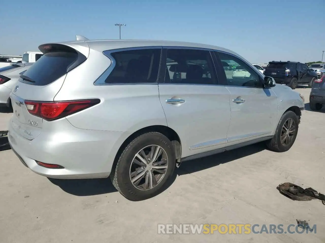3 Photograph of a damaged car 5N1DL0MM7KC553229 INFINITI QX60 2019