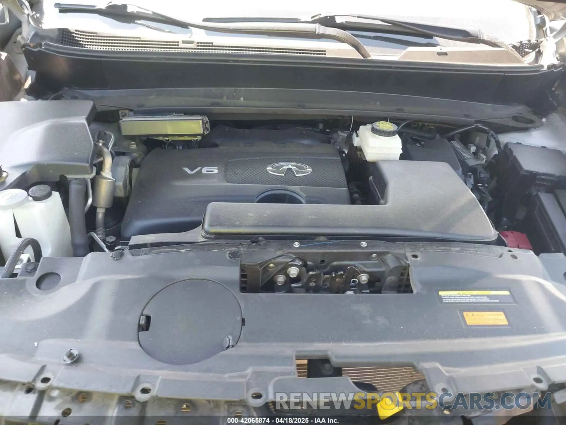 10 Photograph of a damaged car 5N1DL0MM7KC567051 INFINITI QX60 2019