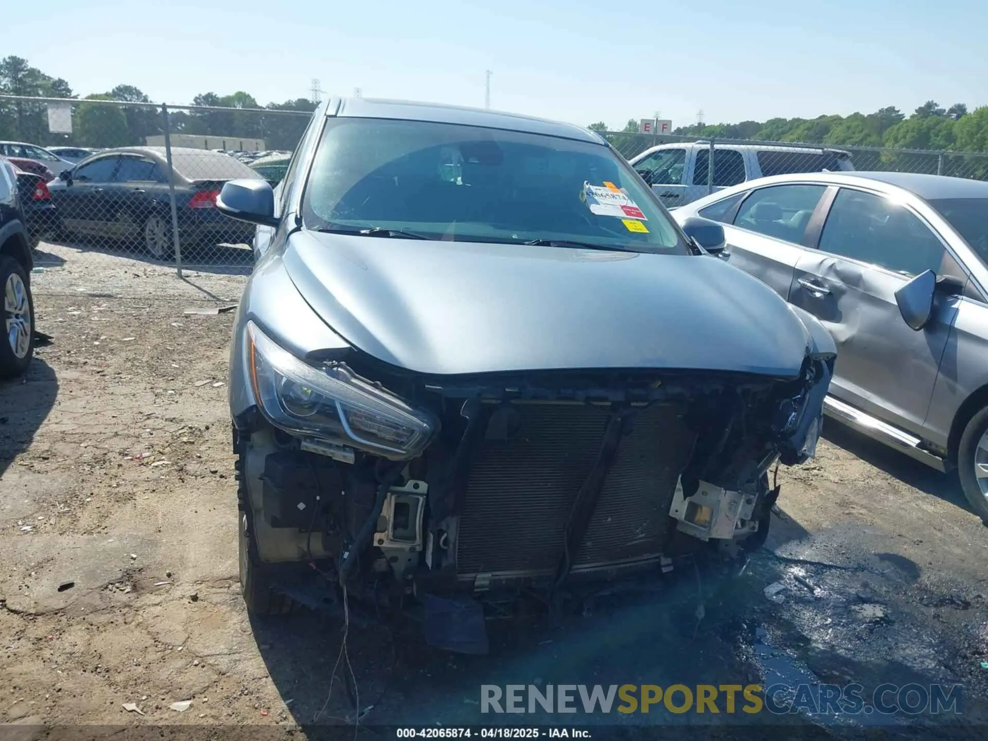 12 Photograph of a damaged car 5N1DL0MM7KC567051 INFINITI QX60 2019