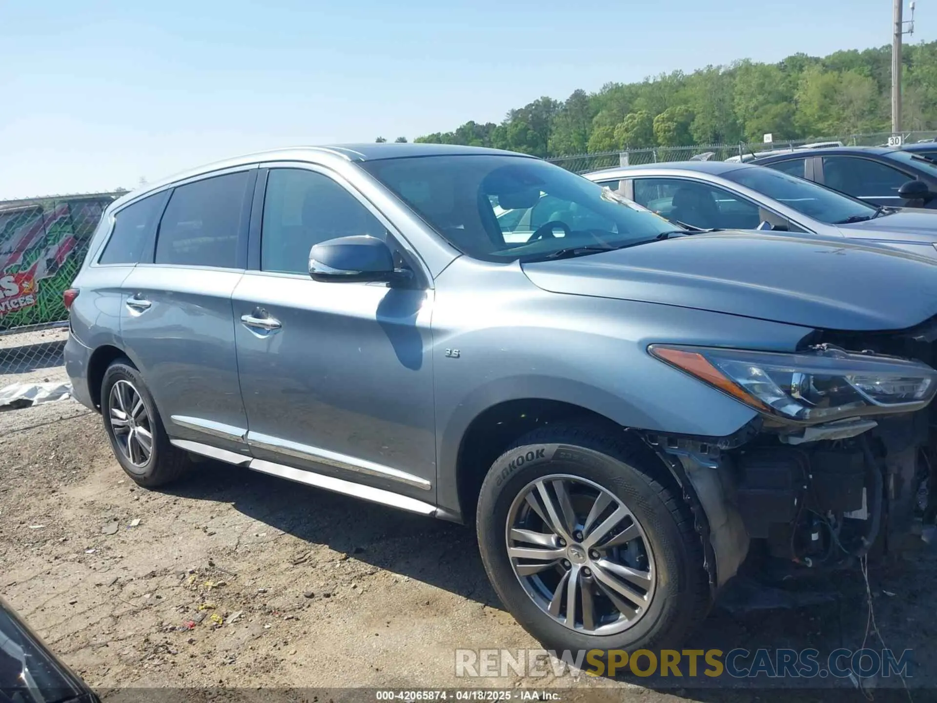 13 Photograph of a damaged car 5N1DL0MM7KC567051 INFINITI QX60 2019