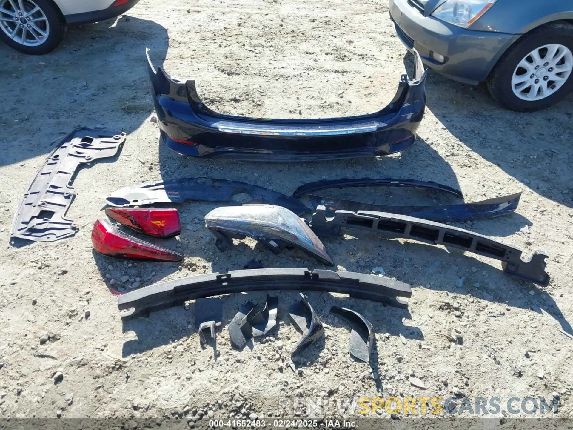 12 Photograph of a damaged car 5N1DL0MM8KC520904 INFINITI QX60 2019