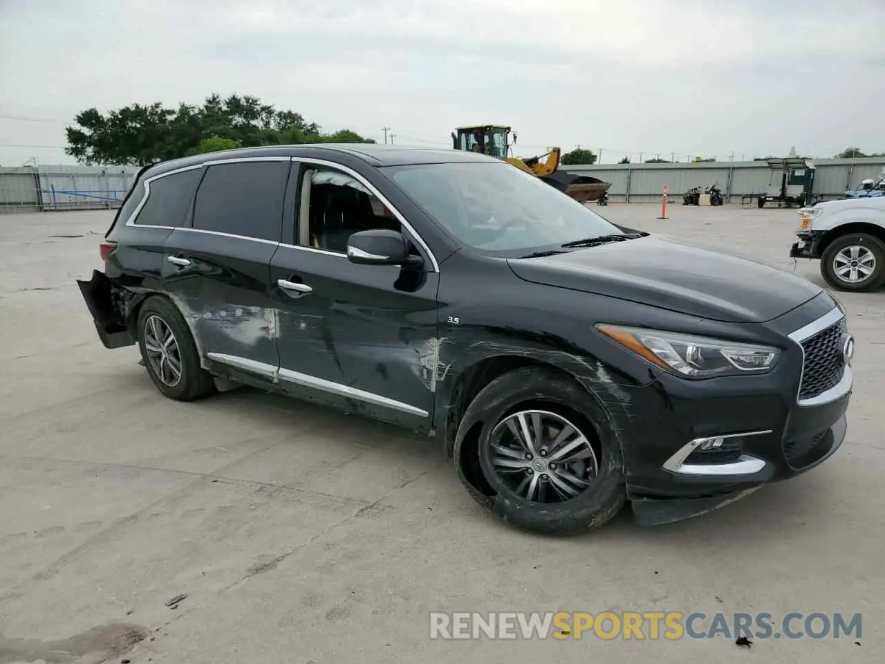 4 Photograph of a damaged car 5N1DL0MM8KC531336 INFINITI QX60 2019