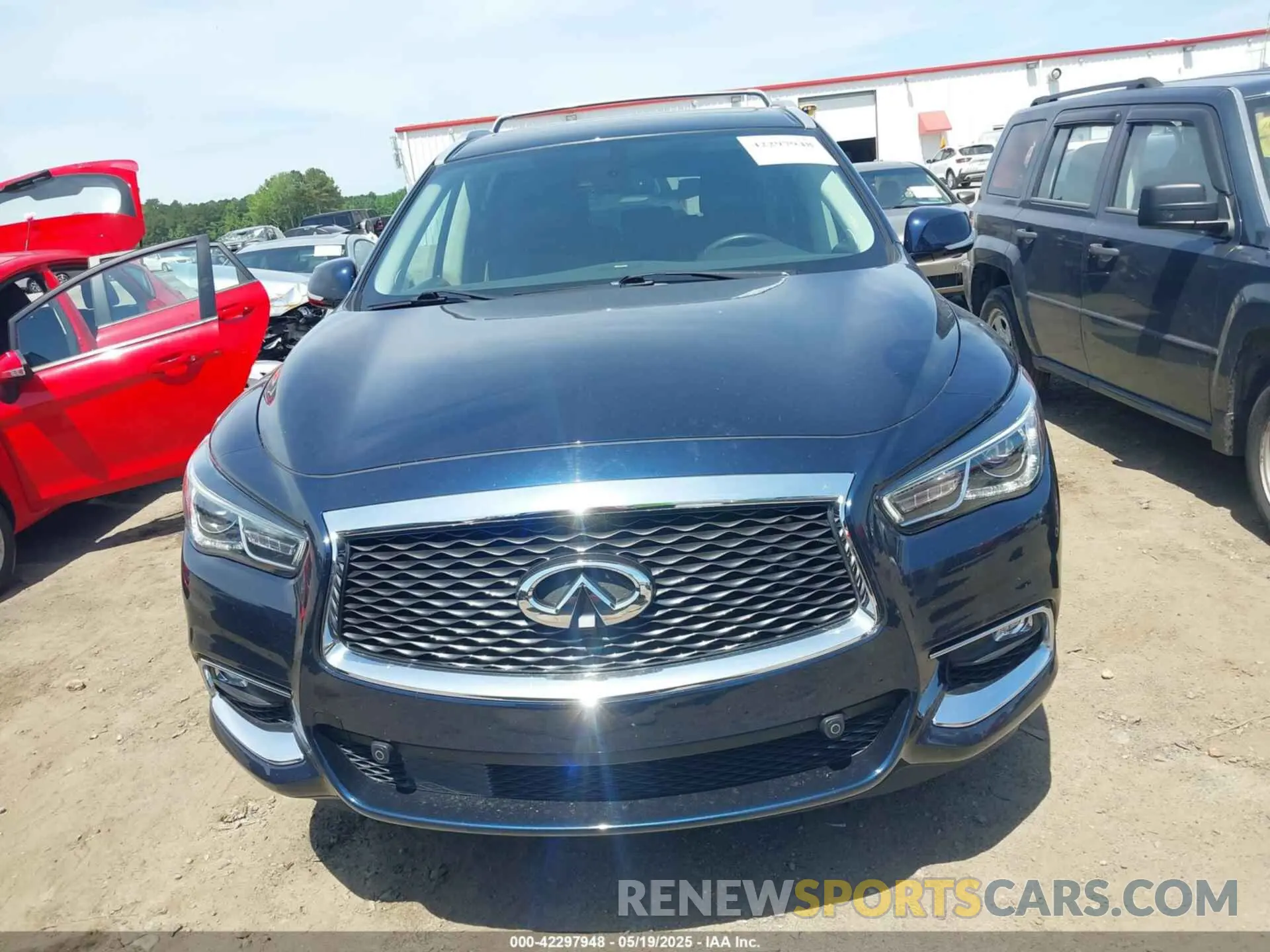 12 Photograph of a damaged car 5N1DL0MM8KC558892 INFINITI QX60 2019