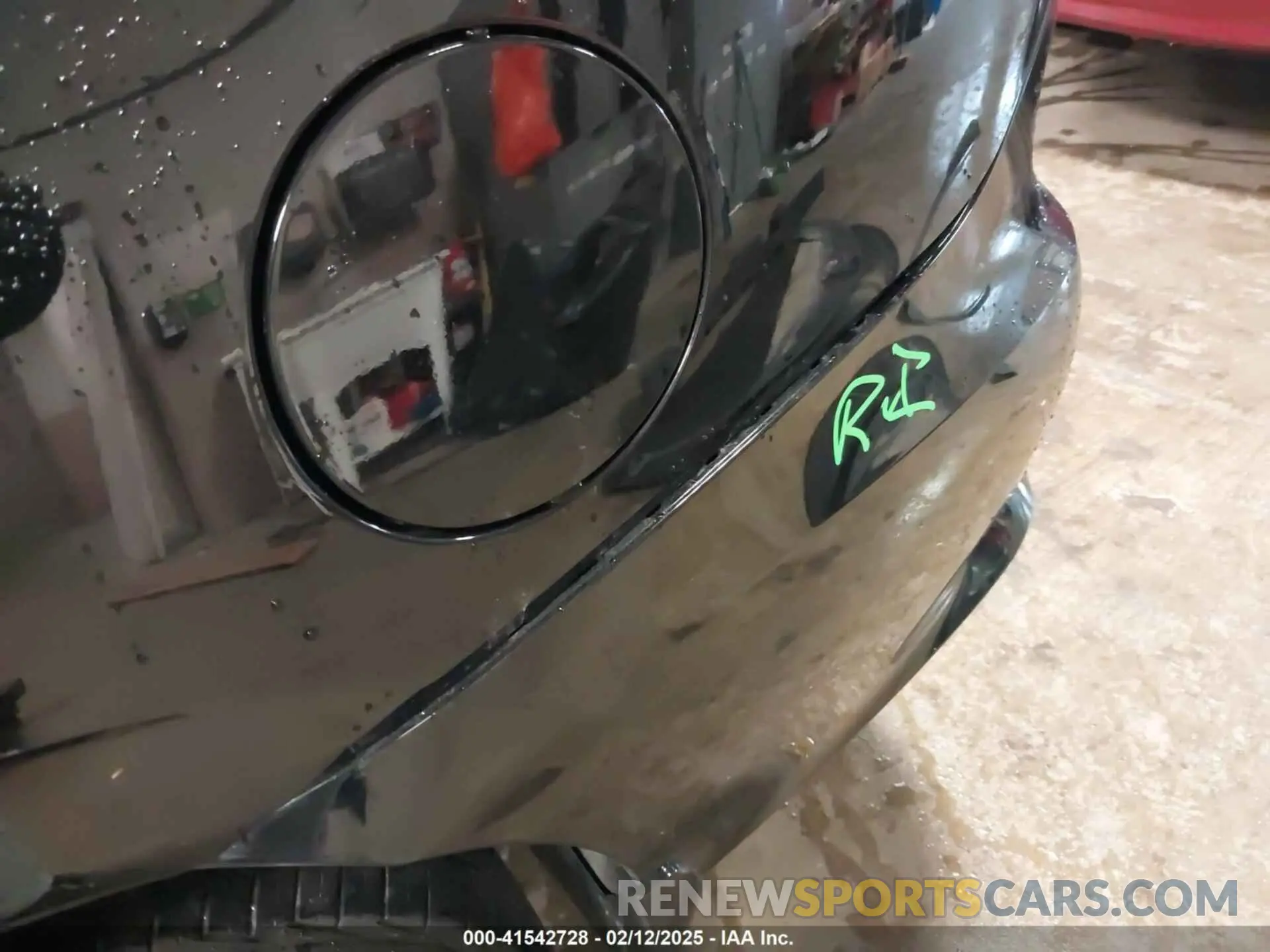 21 Photograph of a damaged car 5N1DL0MM9KC520393 INFINITI QX60 2019