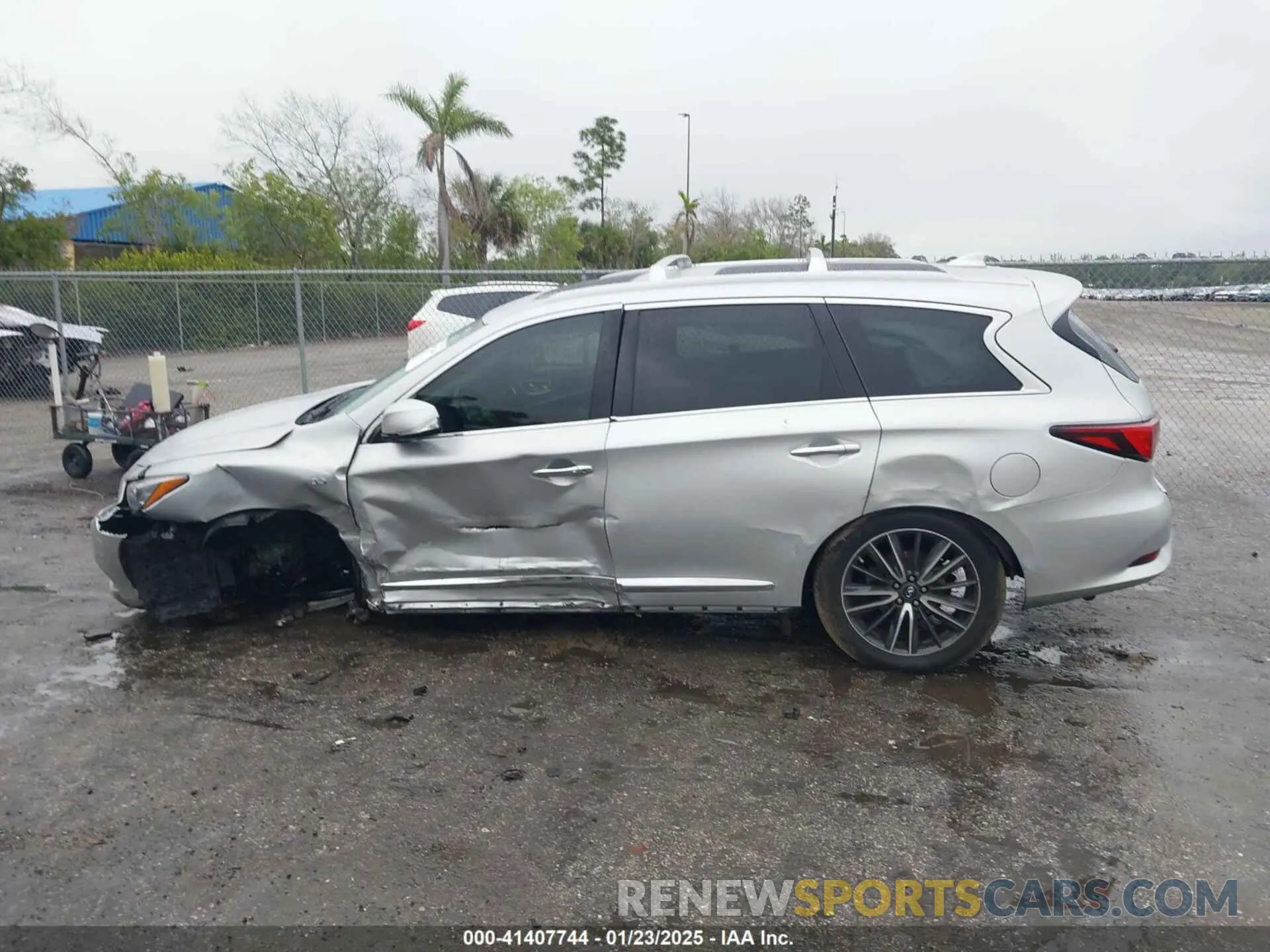 14 Photograph of a damaged car 5N1DL0MM9KC534133 INFINITI QX60 2019