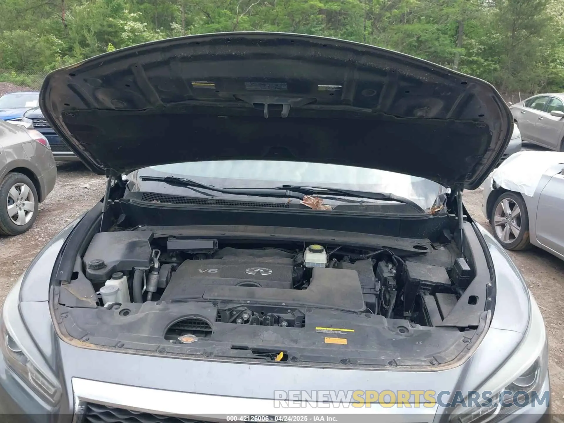 10 Photograph of a damaged car 5N1DL0MM9KC568038 INFINITI QX60 2019