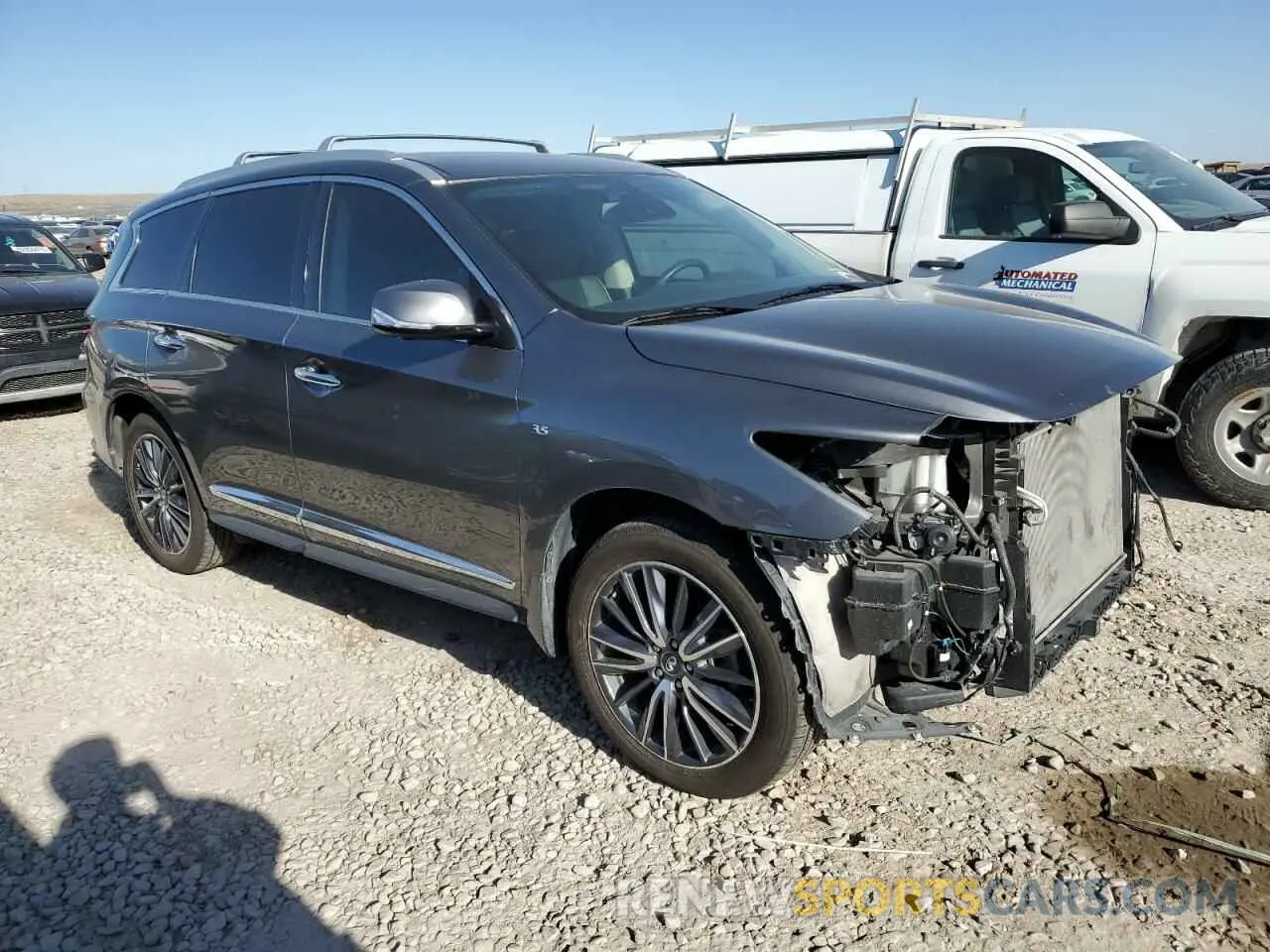 4 Photograph of a damaged car 5N1DL0MMXKC527742 INFINITI QX60 2019