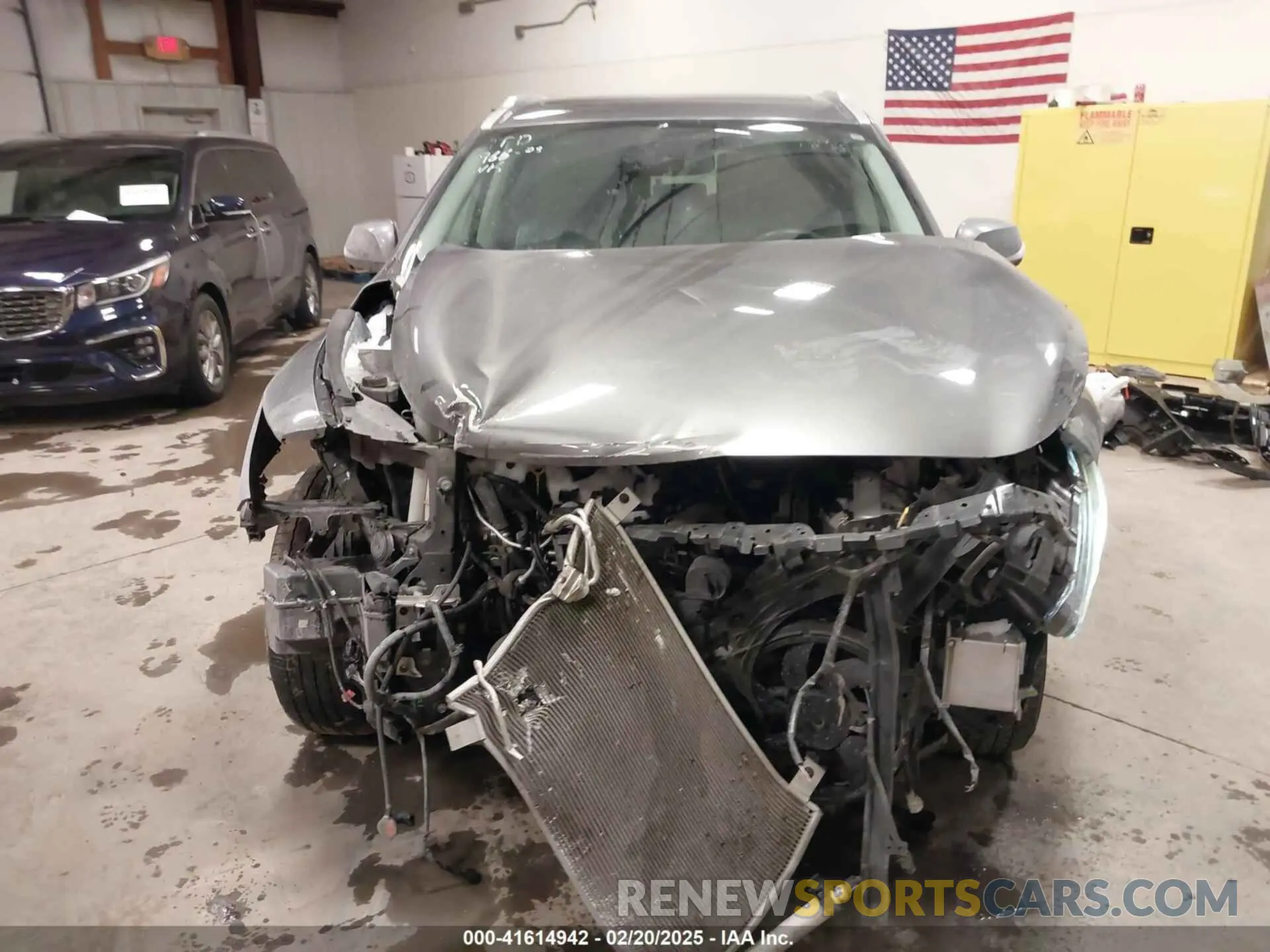 13 Photograph of a damaged car 5N1DL0MN0KC518816 INFINITI QX60 2019