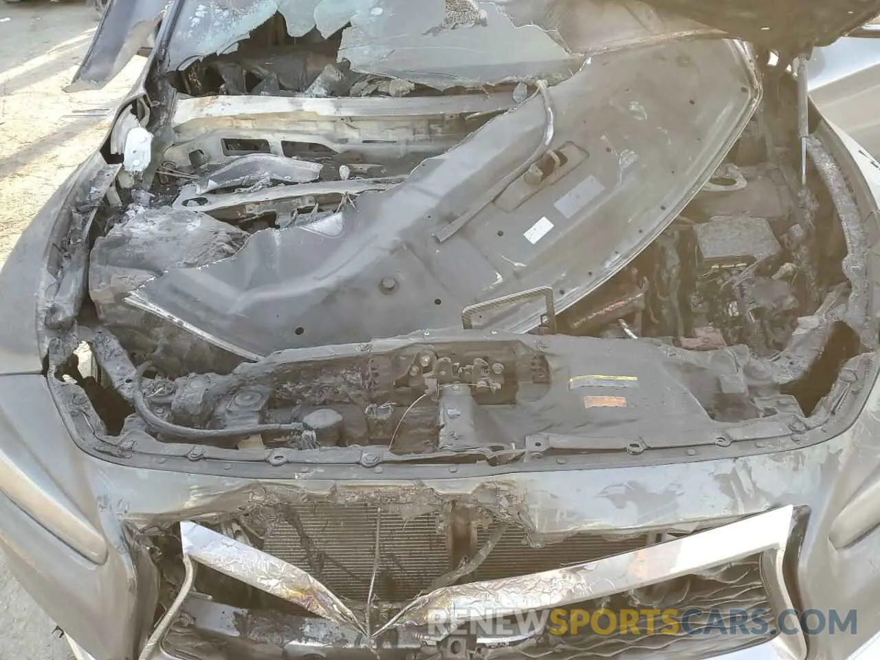 13 Photograph of a damaged car 5N1DL0MN0KC533719 INFINITI QX60 2019