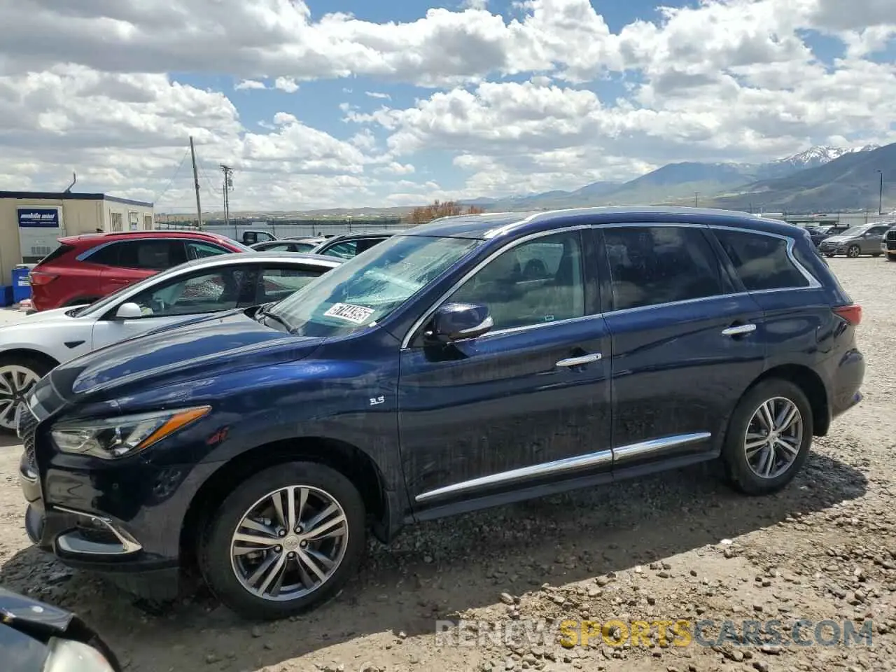 1 Photograph of a damaged car 5N1DL0MN0KC569460 INFINITI QX60 2019