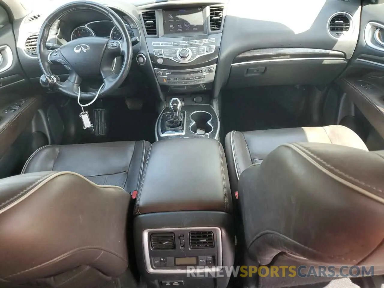 8 Photograph of a damaged car 5N1DL0MN0KC569460 INFINITI QX60 2019