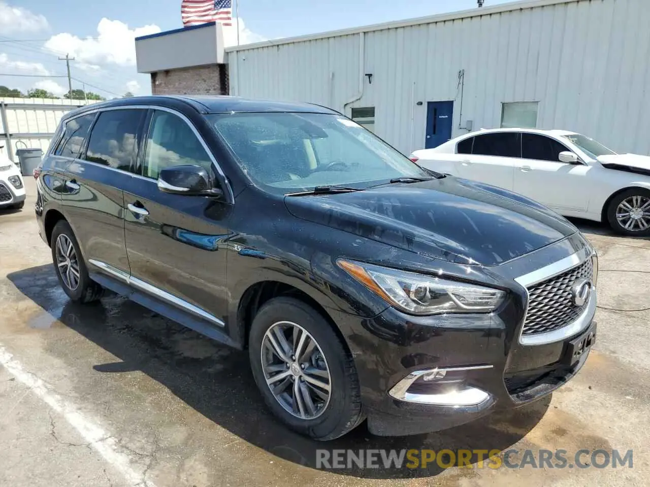 4 Photograph of a damaged car 5N1DL0MN1KC512961 INFINITI QX60 2019