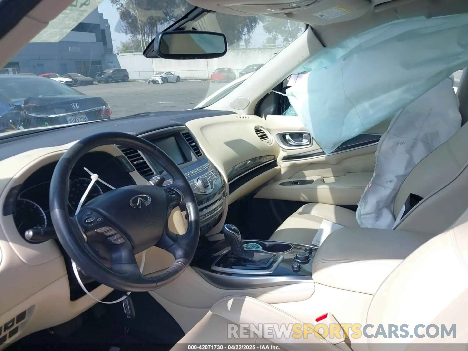 5 Photograph of a damaged car 5N1DL0MN1KC525483 INFINITI QX60 2019