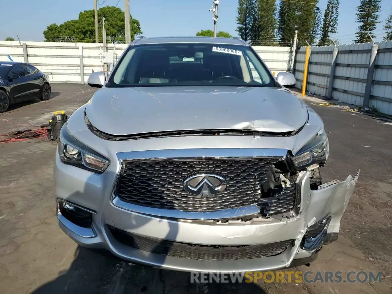 5 Photograph of a damaged car 5N1DL0MN2KC500690 INFINITI QX60 2019