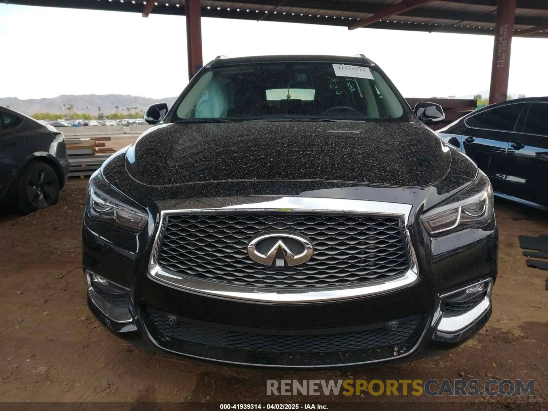 13 Photograph of a damaged car 5N1DL0MN2KC509289 INFINITI QX60 2019