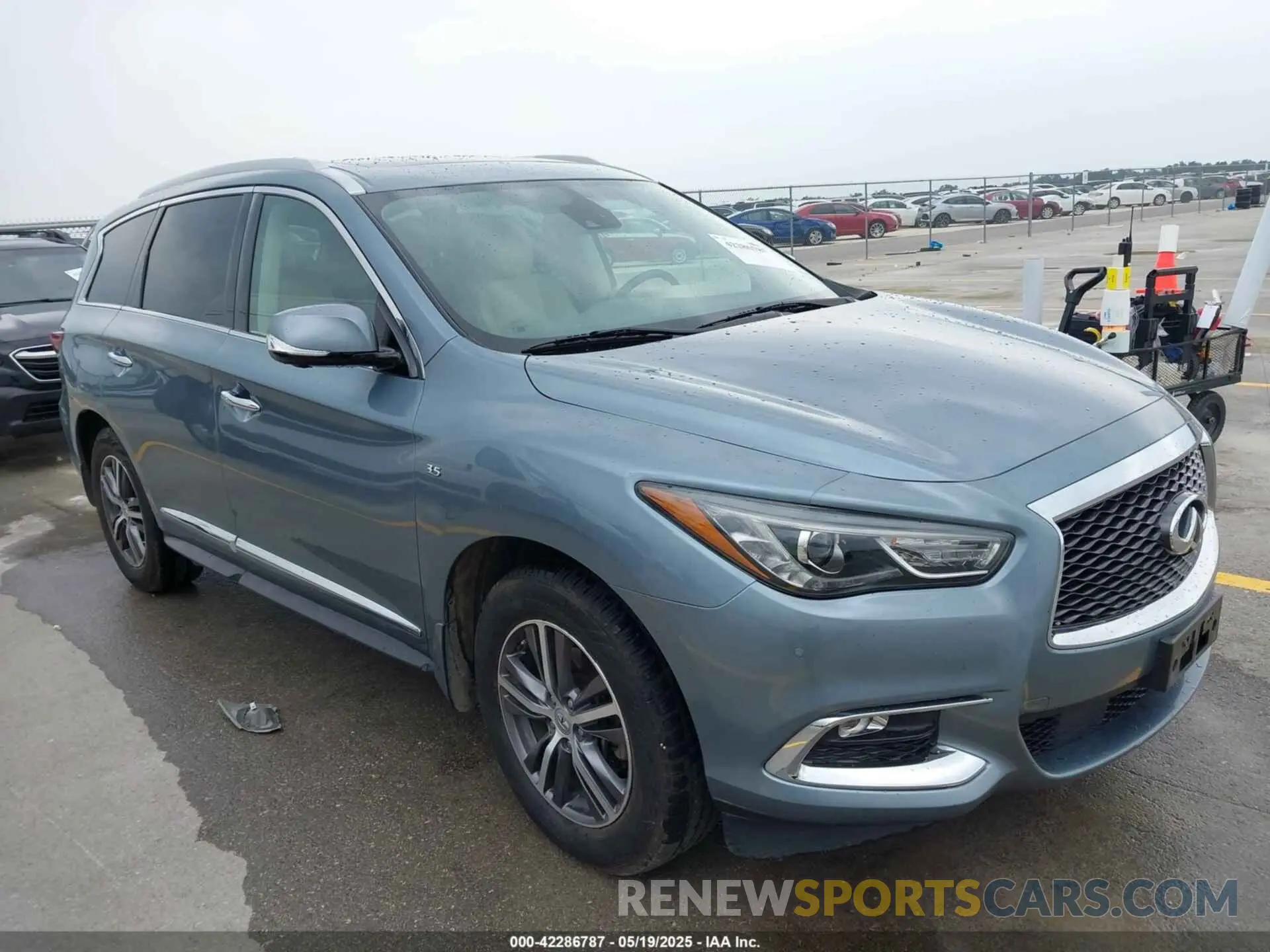 1 Photograph of a damaged car 5N1DL0MN2KC510720 INFINITI QX60 2019