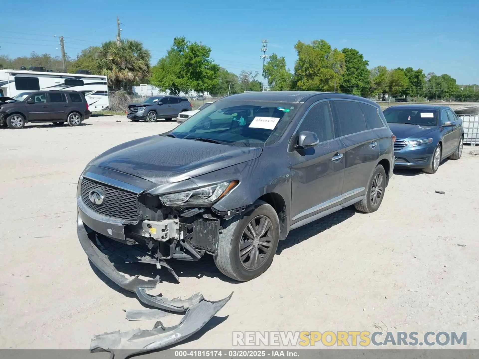 2 Photograph of a damaged car 5N1DL0MN3KC528904 INFINITI QX60 2019