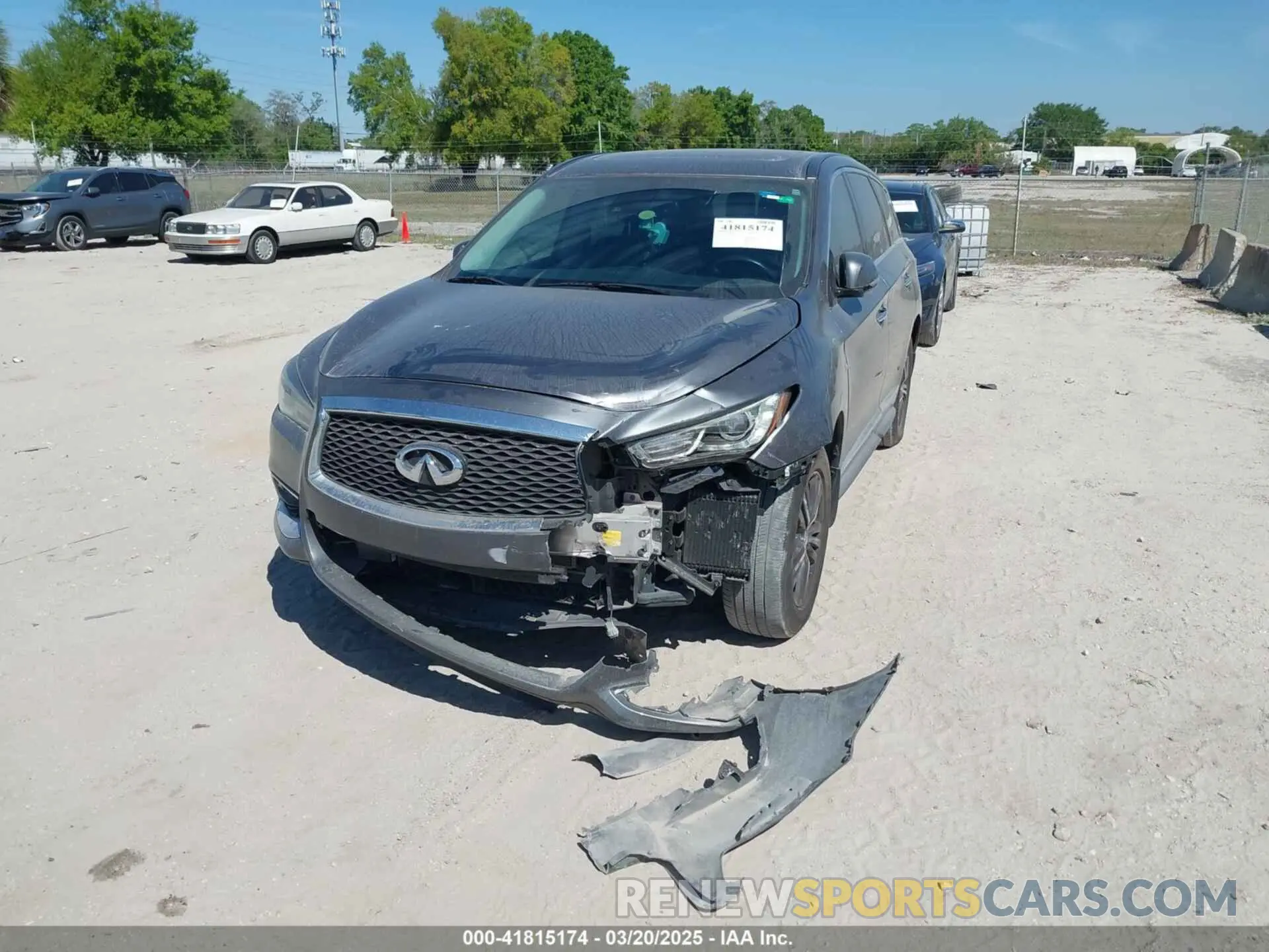 6 Photograph of a damaged car 5N1DL0MN3KC528904 INFINITI QX60 2019