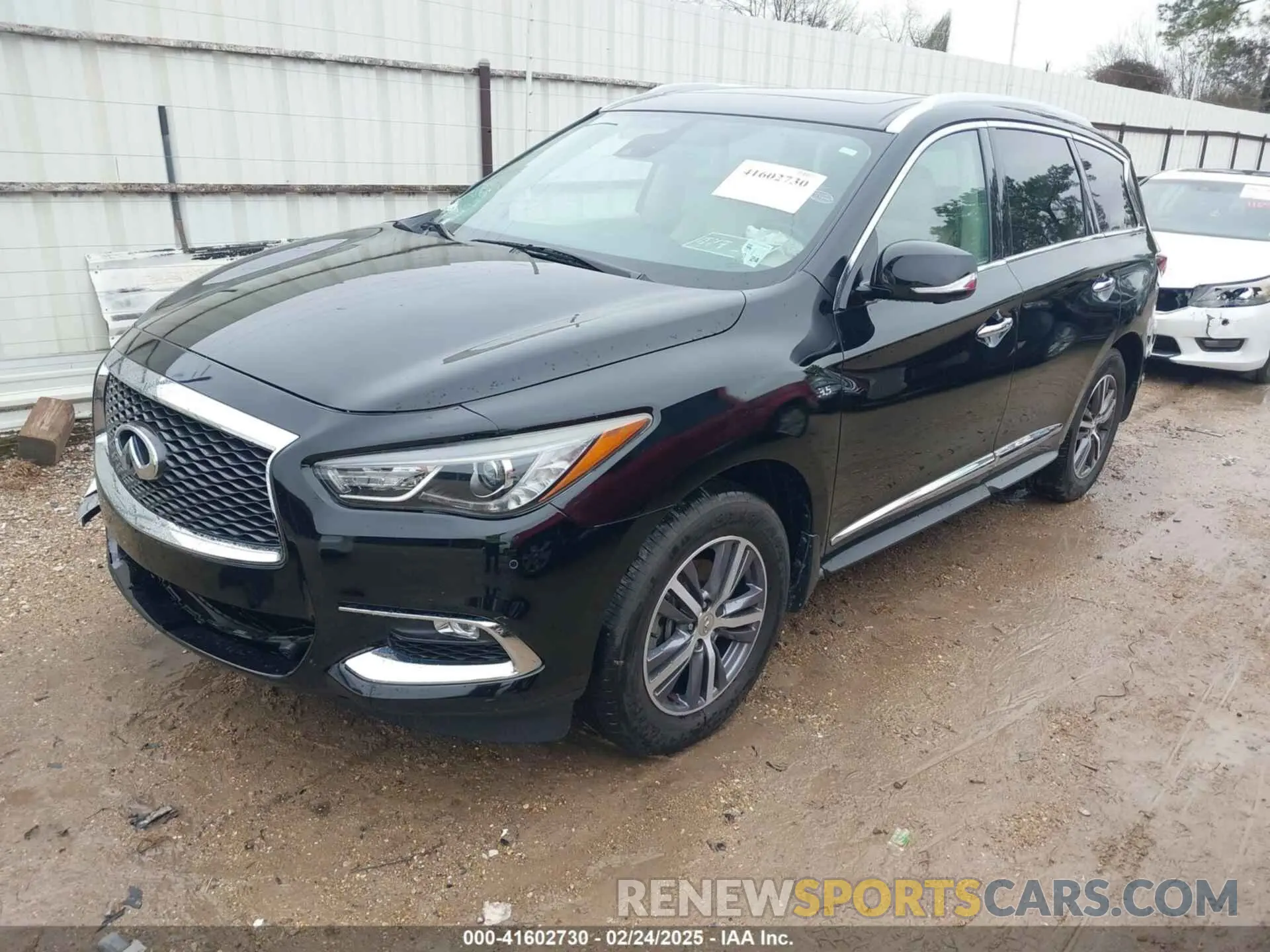 2 Photograph of a damaged car 5N1DL0MN3KC552717 INFINITI QX60 2019