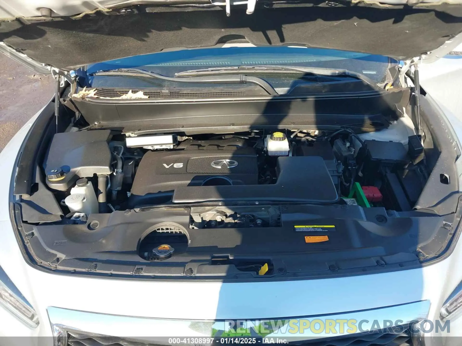 10 Photograph of a damaged car 5N1DL0MN3KC568514 INFINITI QX60 2019