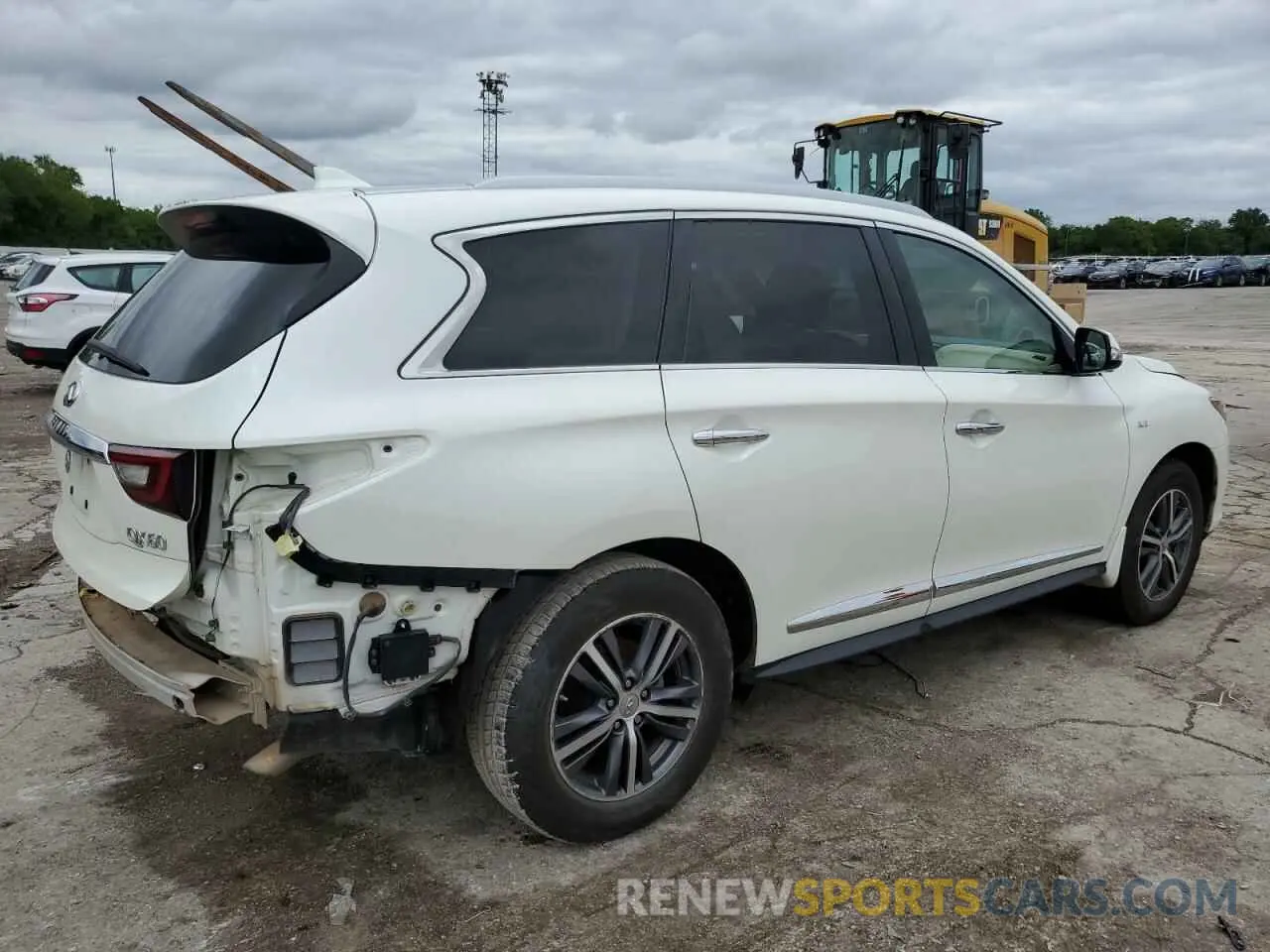 3 Photograph of a damaged car 5N1DL0MN4KC532377 INFINITI QX60 2019