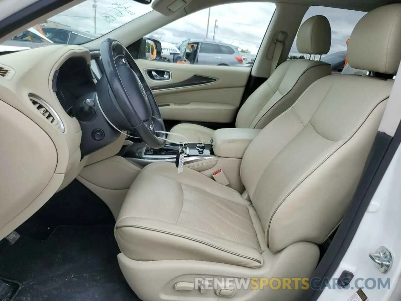 7 Photograph of a damaged car 5N1DL0MN4KC532377 INFINITI QX60 2019
