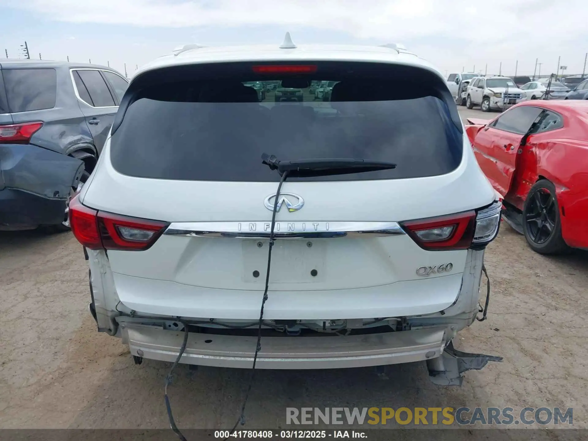 16 Photograph of a damaged car 5N1DL0MN5KC503552 INFINITI QX60 2019
