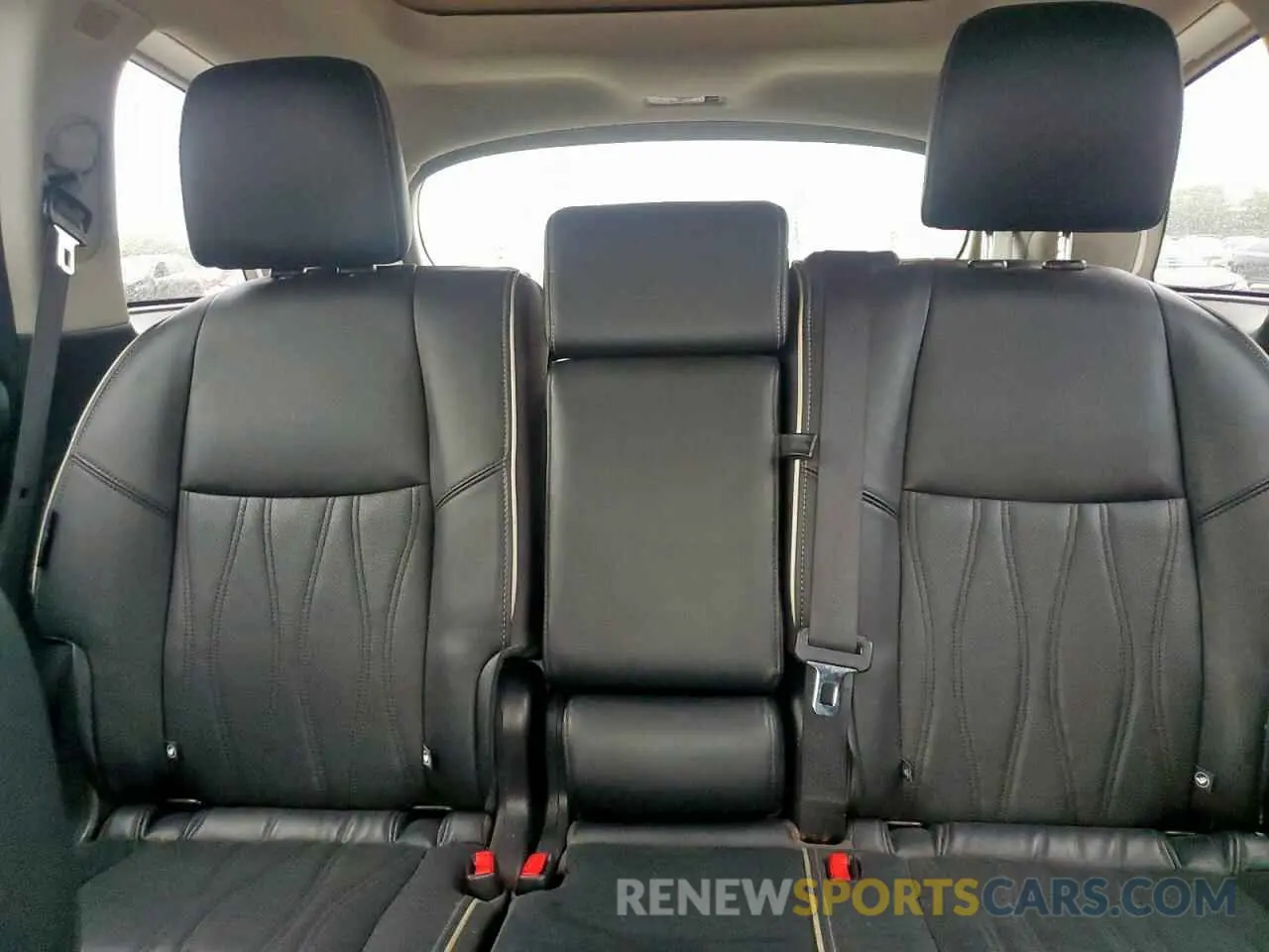 10 Photograph of a damaged car 5N1DL0MN5KC551441 INFINITI QX60 2019