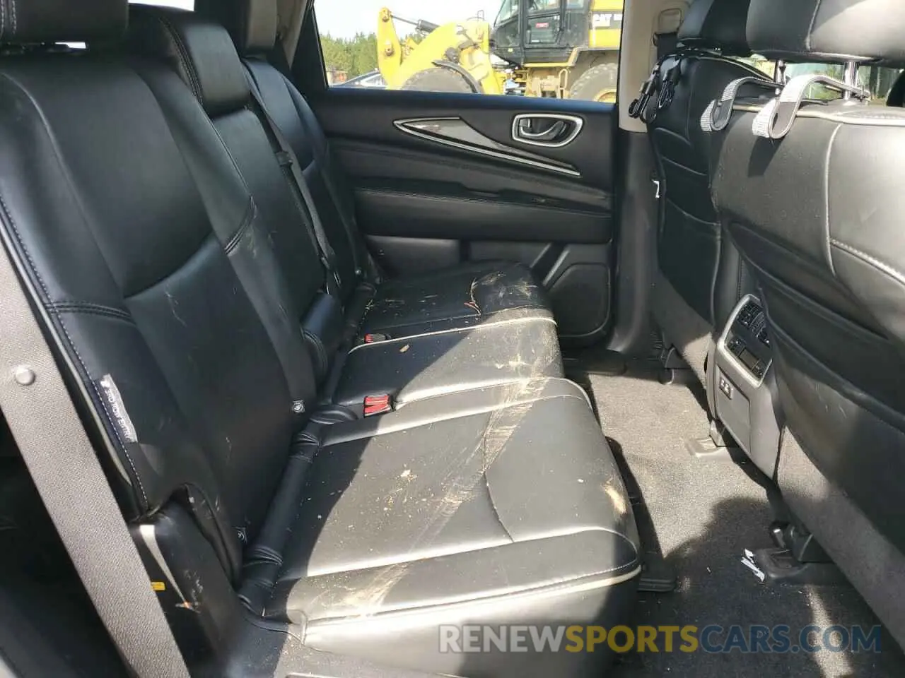 11 Photograph of a damaged car 5N1DL0MN5KC555277 INFINITI QX60 2019