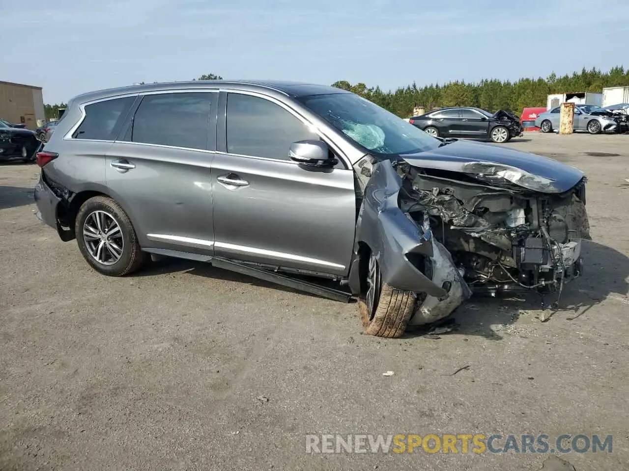 4 Photograph of a damaged car 5N1DL0MN5KC555277 INFINITI QX60 2019