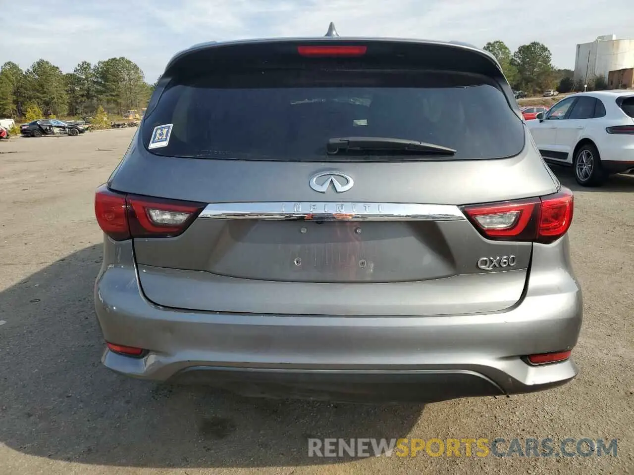 6 Photograph of a damaged car 5N1DL0MN5KC555277 INFINITI QX60 2019
