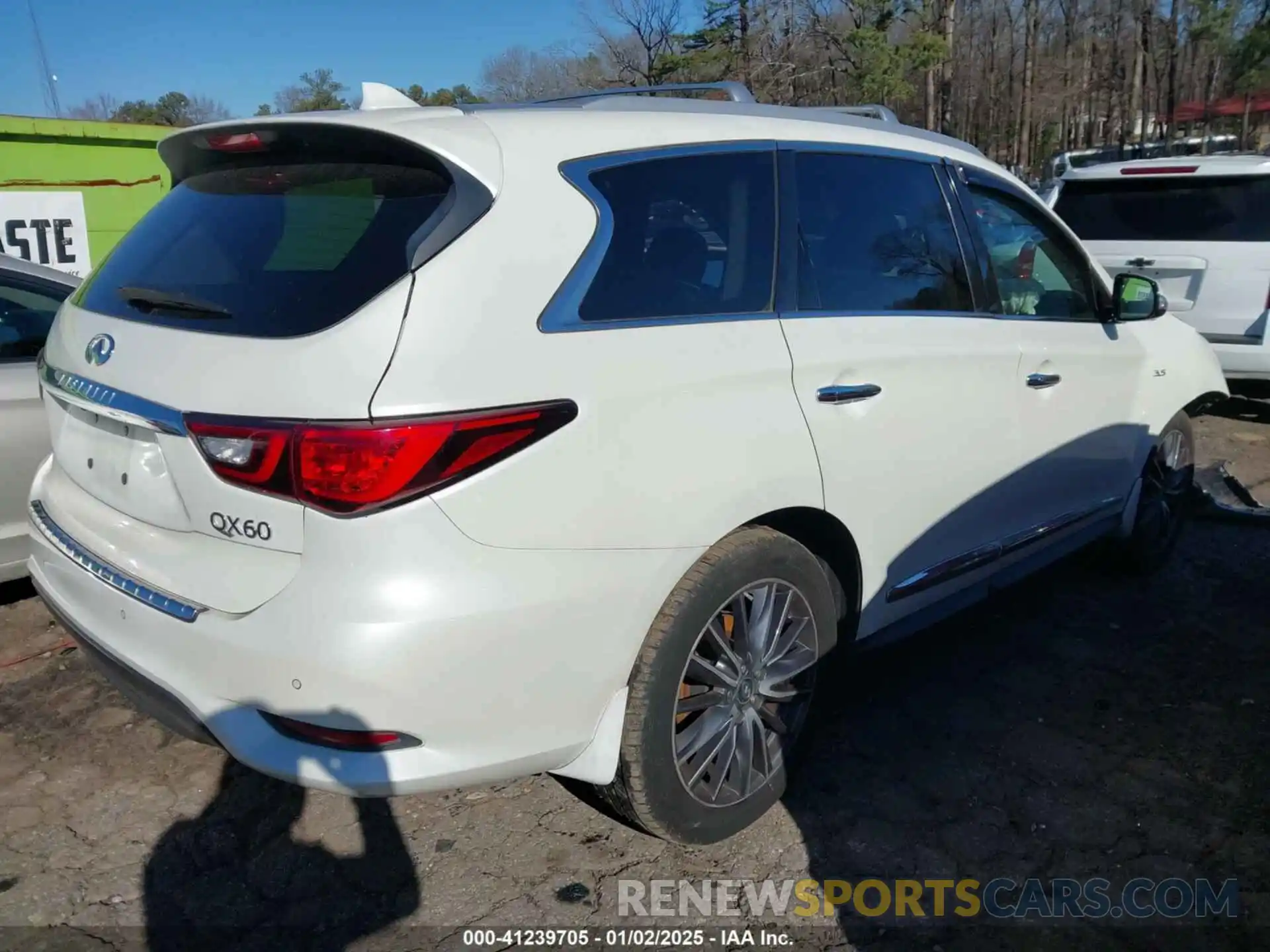 4 Photograph of a damaged car 5N1DL0MN6KC508551 INFINITI QX60 2019