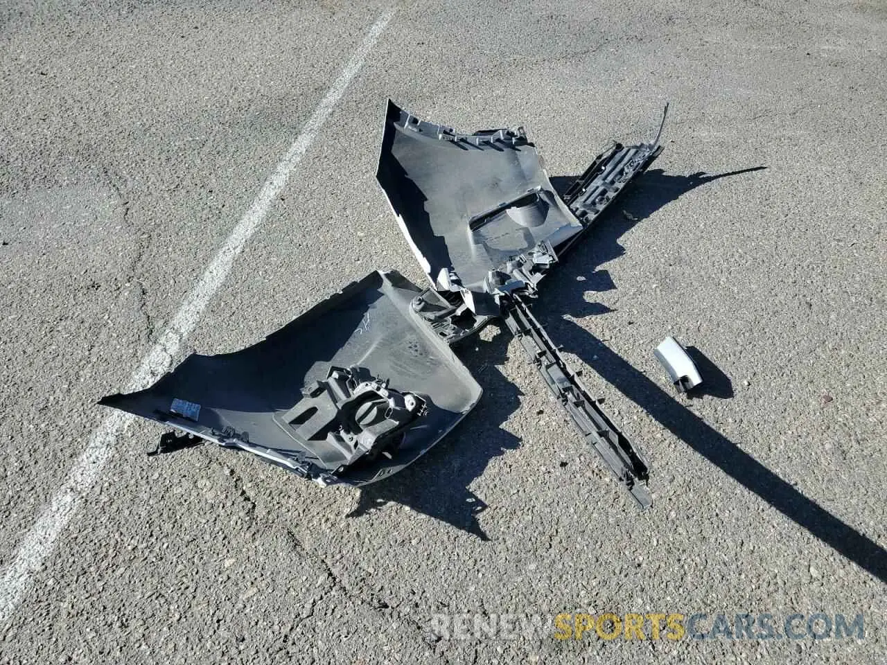 15 Photograph of a damaged car 5N1DL0MN6KC516732 INFINITI QX60 2019