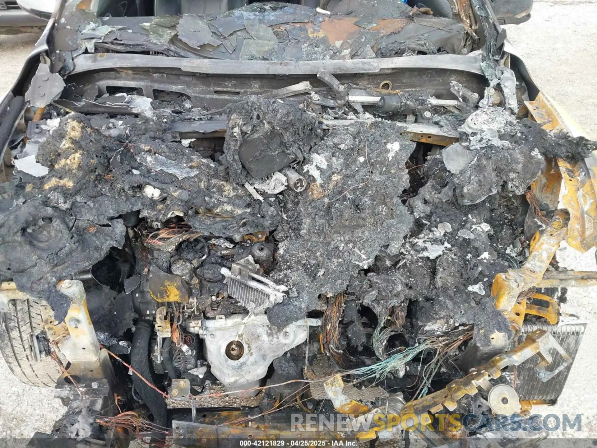 10 Photograph of a damaged car 5N1DL0MN6KC517024 INFINITI QX60 2019