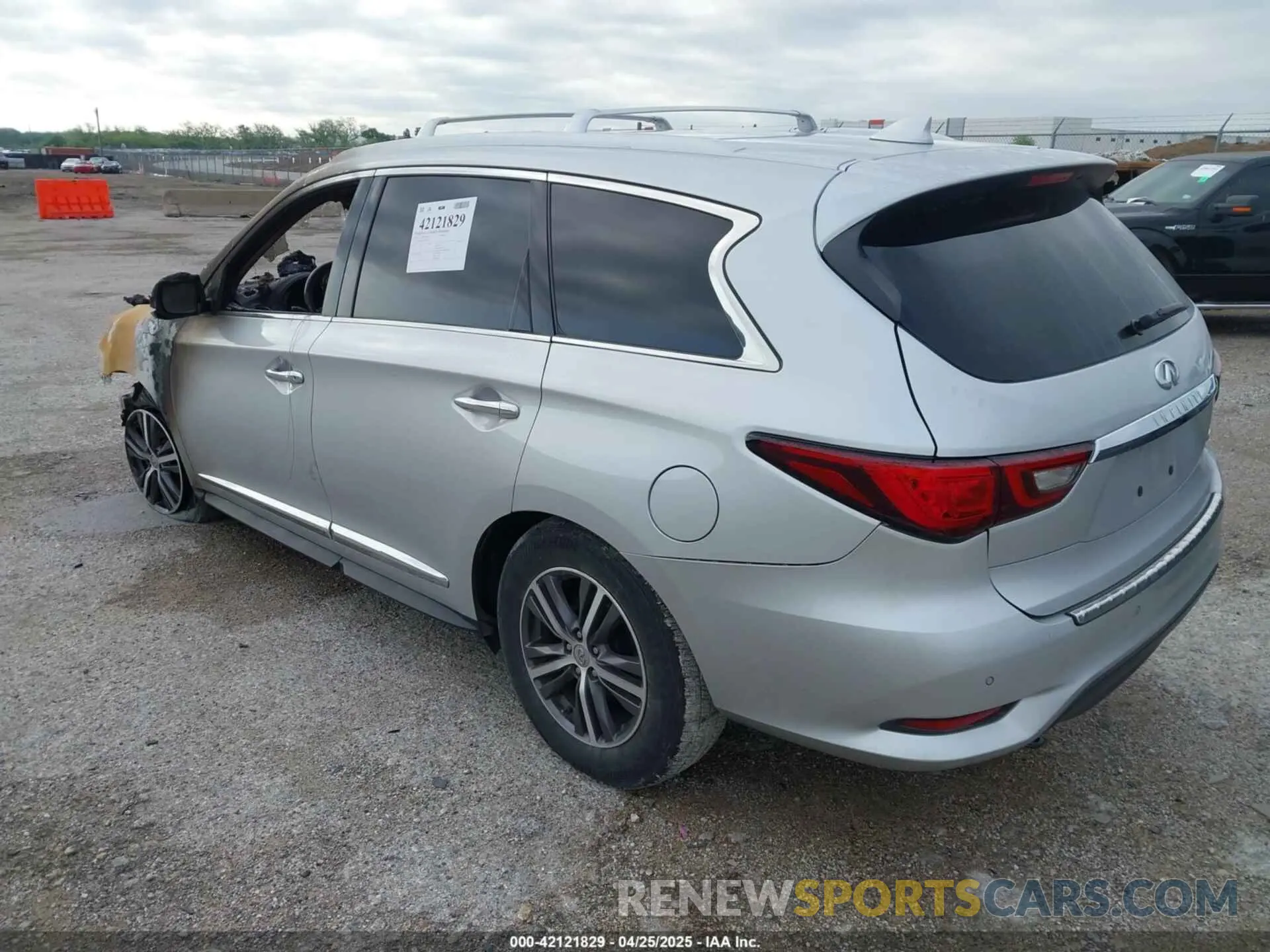 3 Photograph of a damaged car 5N1DL0MN6KC517024 INFINITI QX60 2019